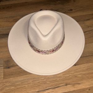 Altar’d State Felt Hat - Ivory